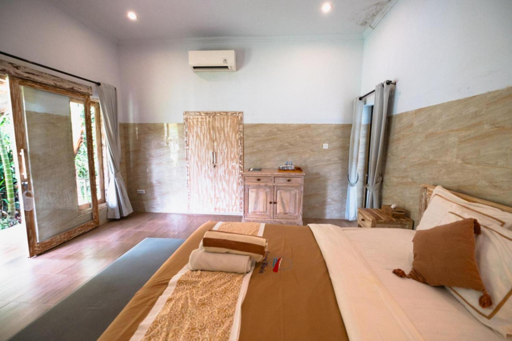 Agung Wiwin Homestay & Restaurant Mengwi Εξωτερικό φωτογραφία
